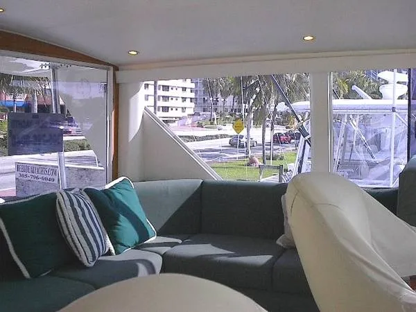 1996 Viking Enclosed Flybridge