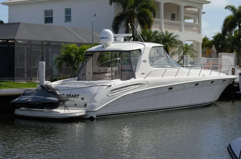 2004 Sea Ray Sundancer 550 Express Cruiser