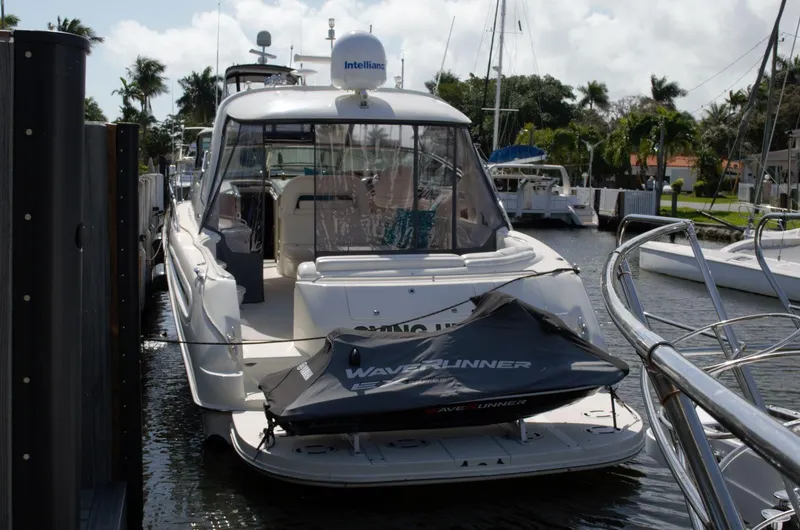 2004 Sea Ray Sundancer 550 Express Cruiser