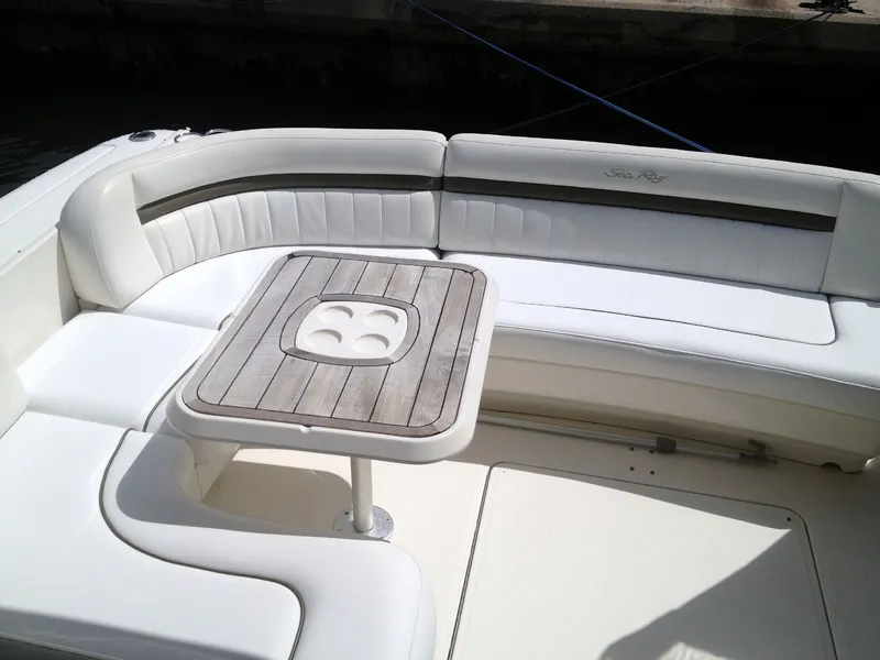 2006 Sea Ray DA Sundancer