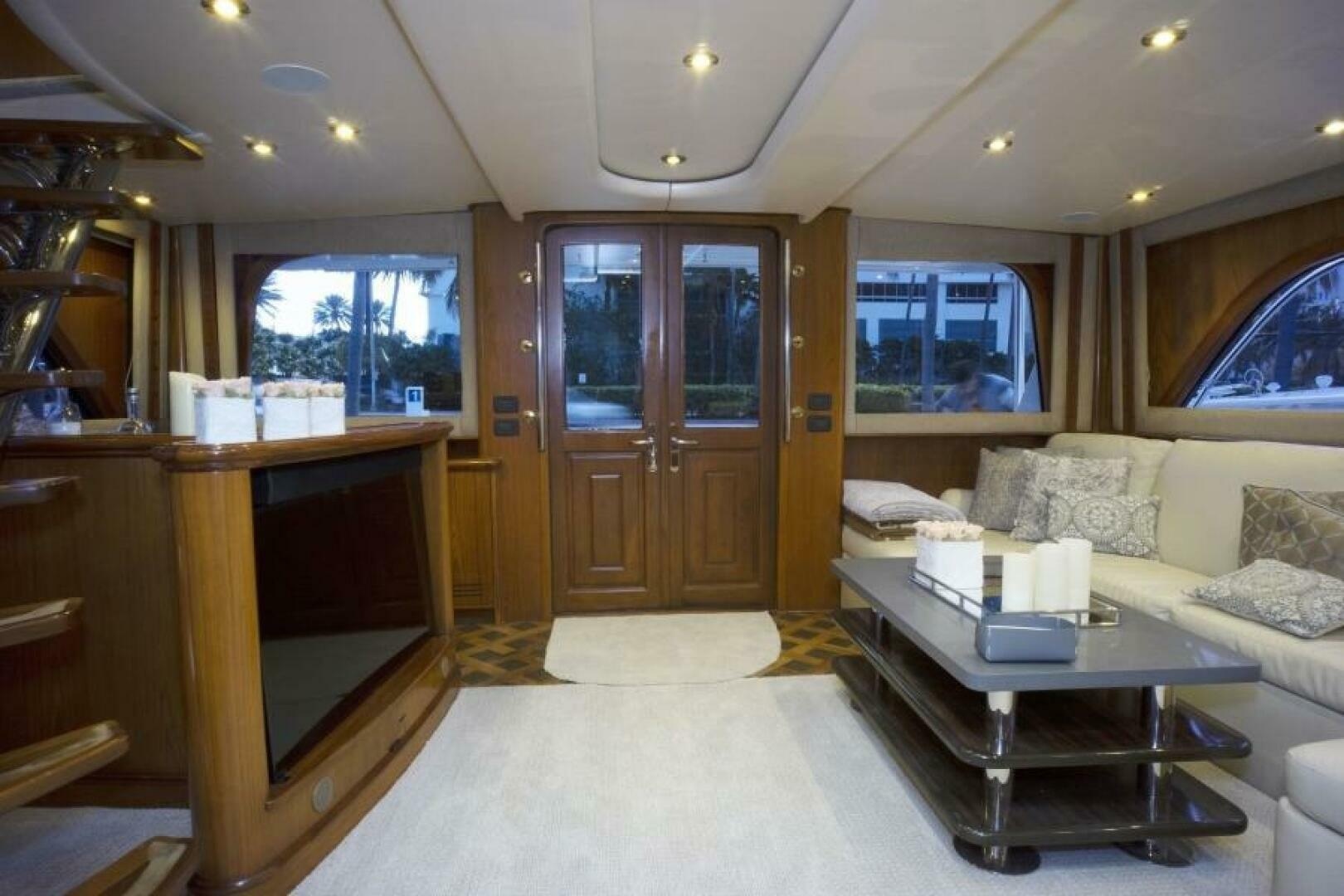 2005 Sea Force IX Enclosed Flybridge