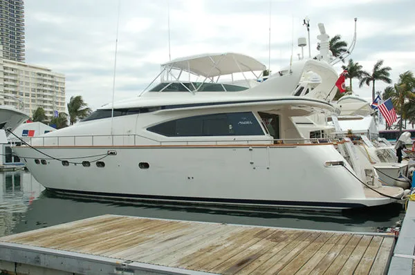 1997 Maiora Flybridge Motoryacht