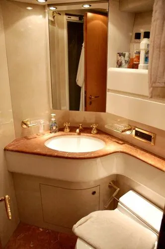 1997 Maiora Flybridge Motoryacht