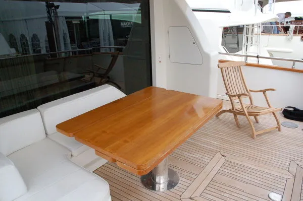 1997 Maiora Flybridge Motoryacht