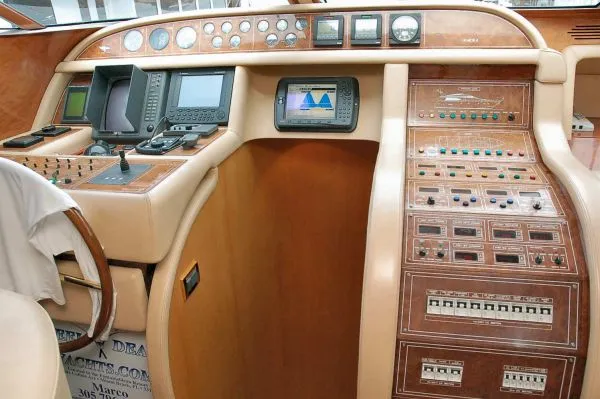 1997 Maiora Flybridge Motoryacht