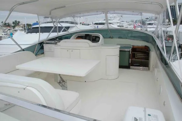 1997 Maiora Flybridge Motoryacht