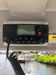 2013 Robalo R247 Dual Console