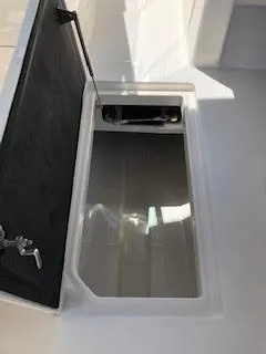 2013 Robalo R247 Dual Console