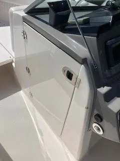 2013 Robalo R247 Dual Console