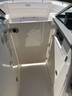 2013 Robalo R247 Dual Console