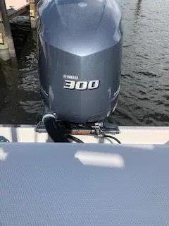 2013 Robalo R247 Dual Console