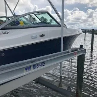 2013 Robalo R247 Dual Console