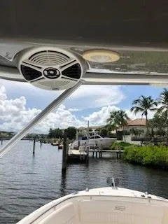 2013 Robalo R247 Dual Console