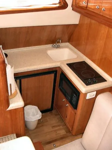 2001 Bertram Convertible w/ TOWER