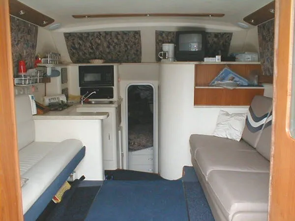 1998 Luhrs 32 Convertible