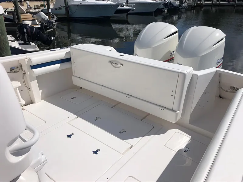 2015 Intrepid 327 Center Console