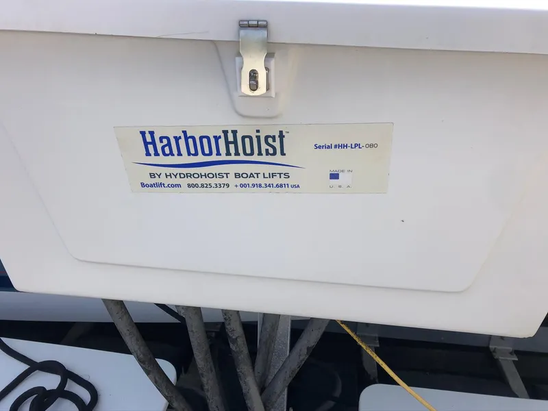 2015 Intrepid 327 Center Console