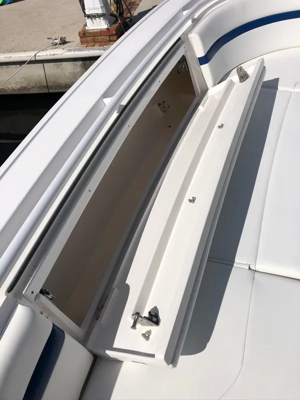 2015 Intrepid 327 Center Console