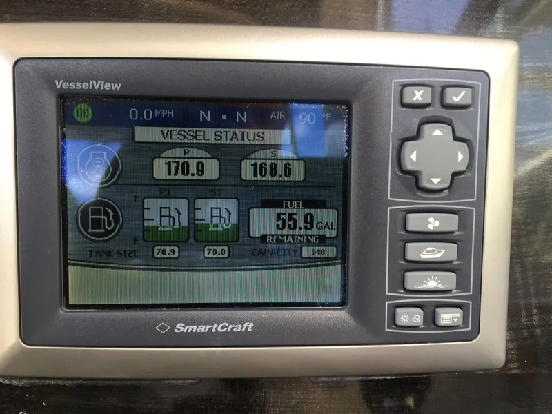 2012 Rinker 310 Express Cruiser