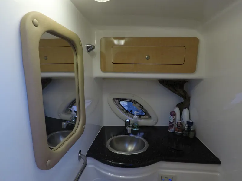 2012 Rinker 310 Express Cruiser