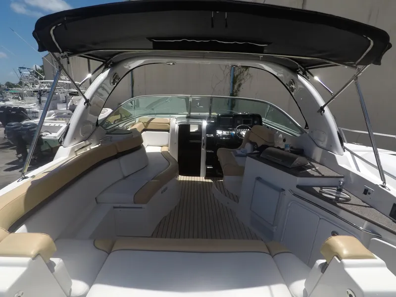 2012 Rinker 310 Express Cruiser