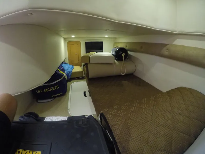 2012 Rinker 310 Express Cruiser