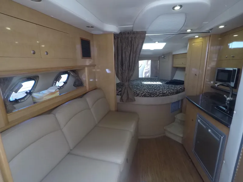2012 Rinker 310 Express Cruiser