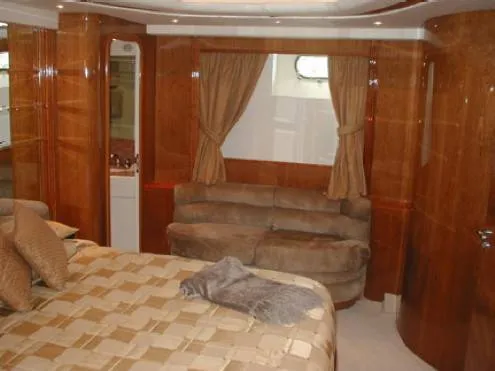 2000 Azimut Ultra