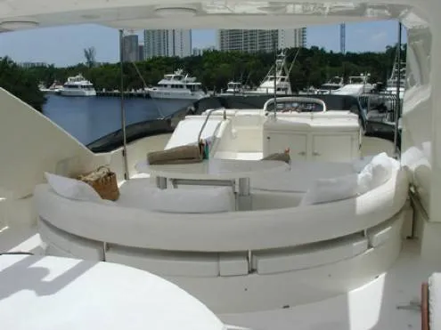 2000 Azimut Ultra