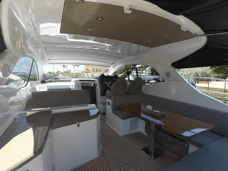 2018 Azimut Atlantis 43