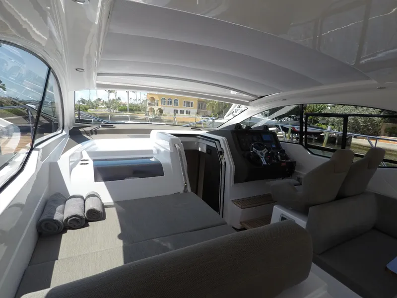 2018 Azimut Atlantis 43