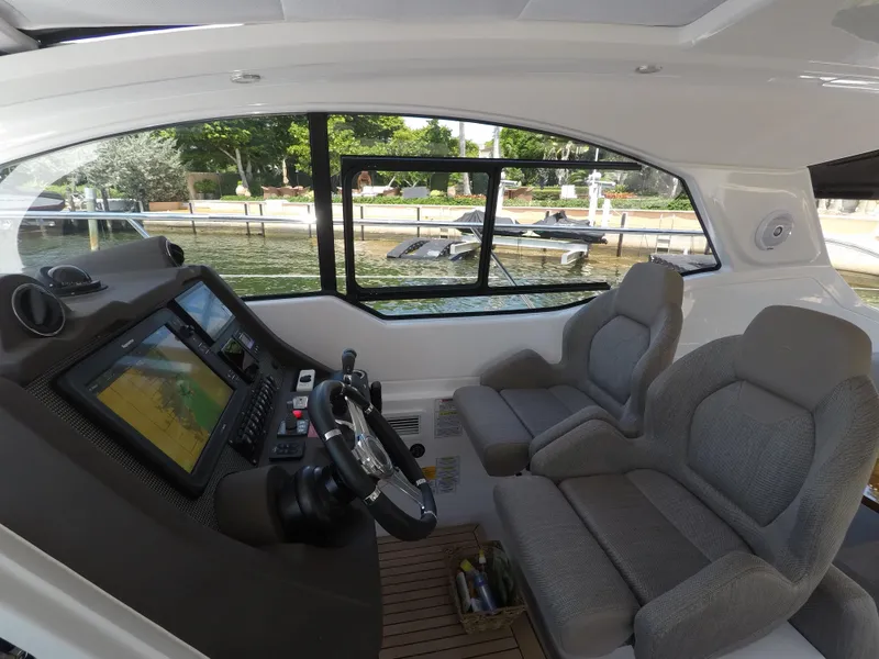 2018 Azimut Atlantis 43