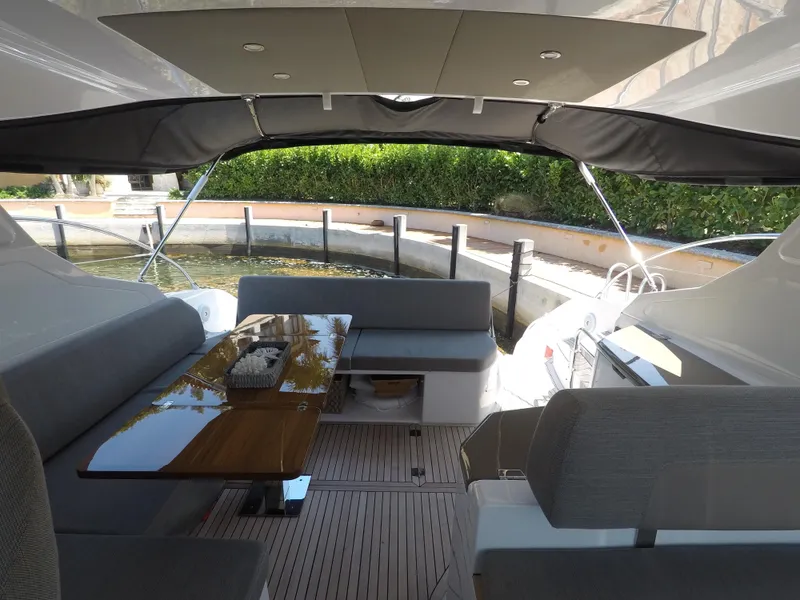 2018 Azimut Atlantis 43