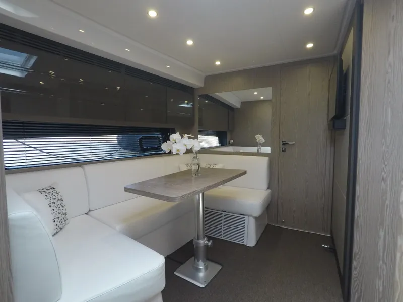 2018 Azimut Atlantis 43