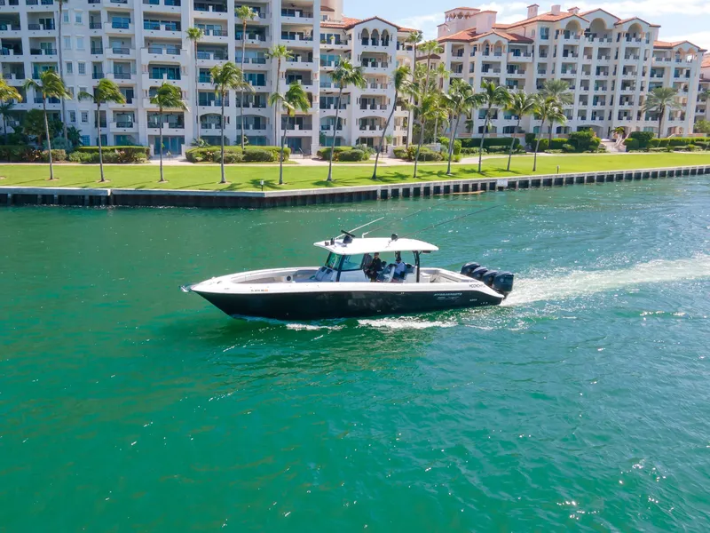 2017 Hydra-Sports 4200 Siesta