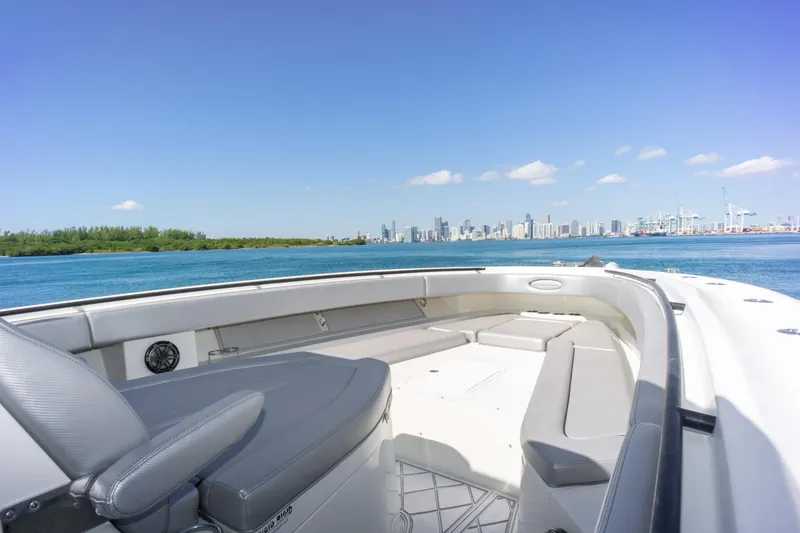 2017 Hydra-Sports 4200 Siesta
