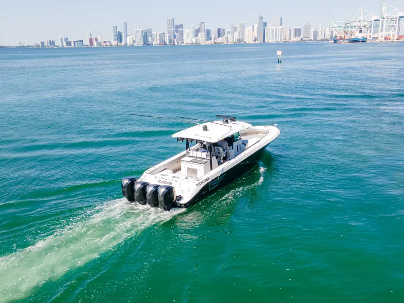 2017 Hydra-Sports 4200 Siesta