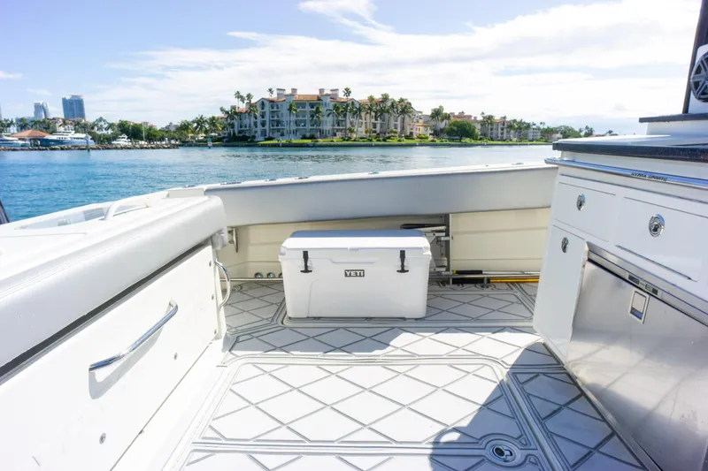 2017 Hydra-Sports 4200 Siesta