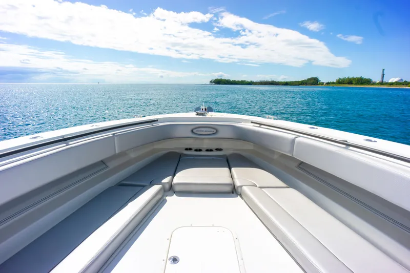 2017 Hydra-Sports 4200 Siesta
