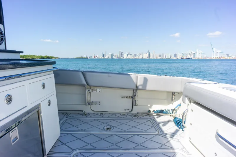 2017 Hydra-Sports 4200 Siesta