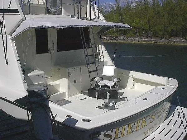 1990 Hatteras Enclosed Flybridge