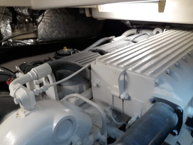 2003 Tiara Yachts 4400 Sovran