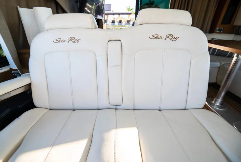 2014 Sea Ray Sundancer 510