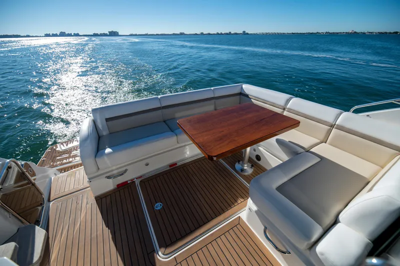 2014 Sea Ray Sundancer 510