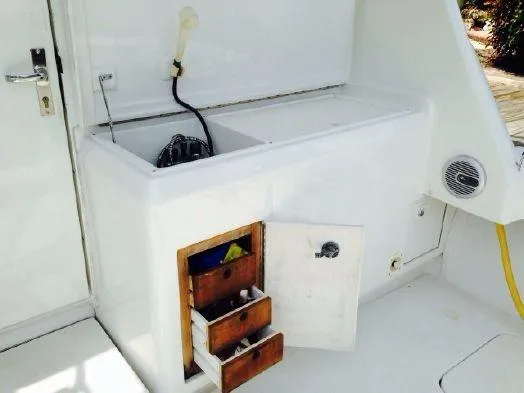 2000 Luhrs Convertible