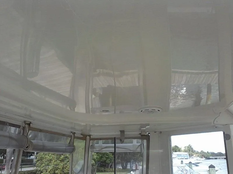 2004 Carver 396 Motor Yacht