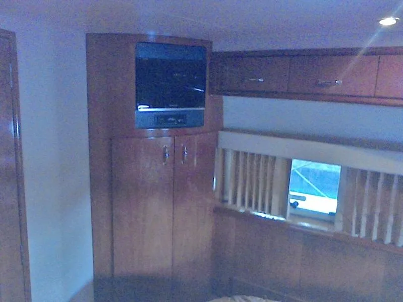 2004 Carver 396 Motor Yacht