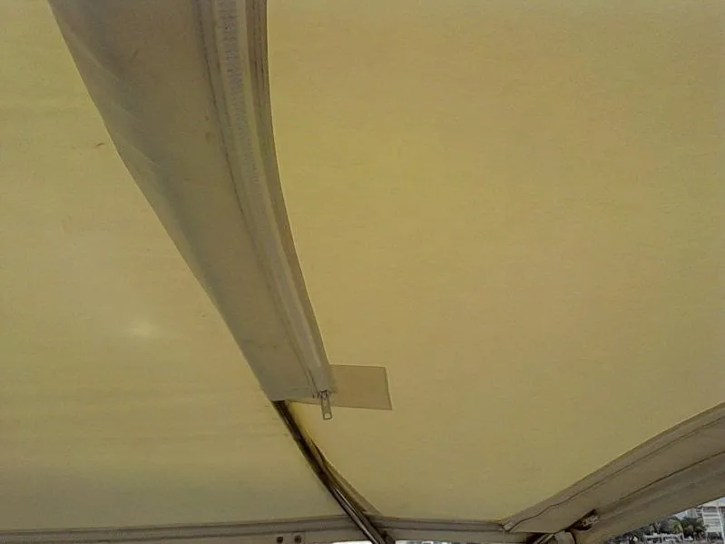 2004 Carver 396 Motor Yacht