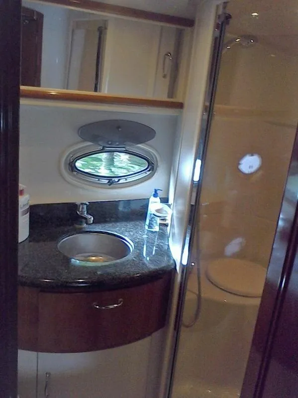 2004 Carver 396 Motor Yacht