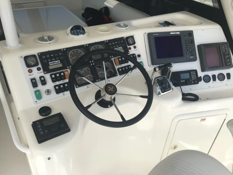 1999 Riviera 48 Enclosed Bridge